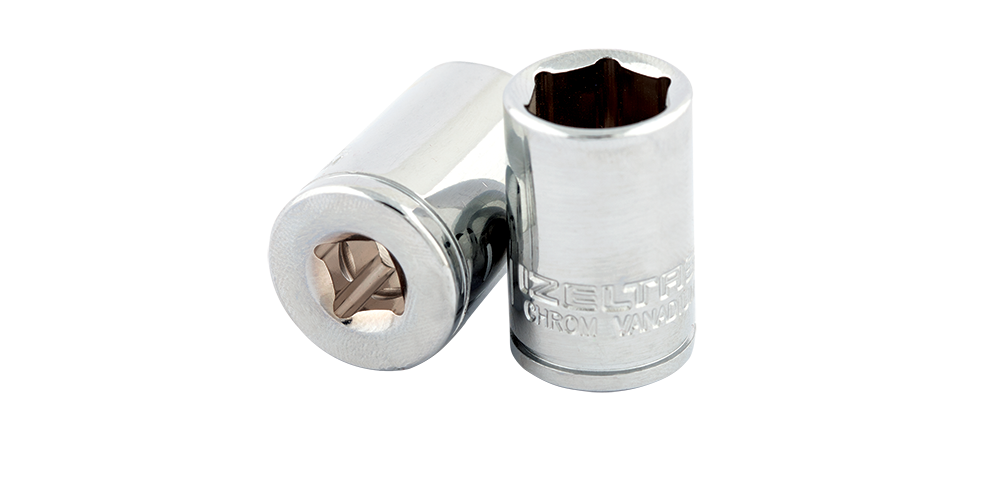 İzeltaş 1/4'' Altı Köşe 07 MM  Lokma Anahtar