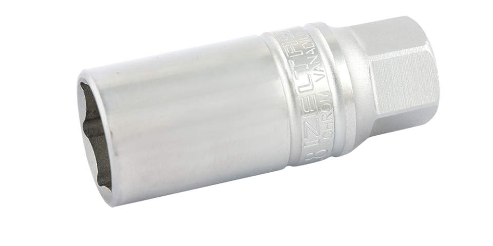İzeltaş 3/8'' Buji Lokma Lastikli 21 MM